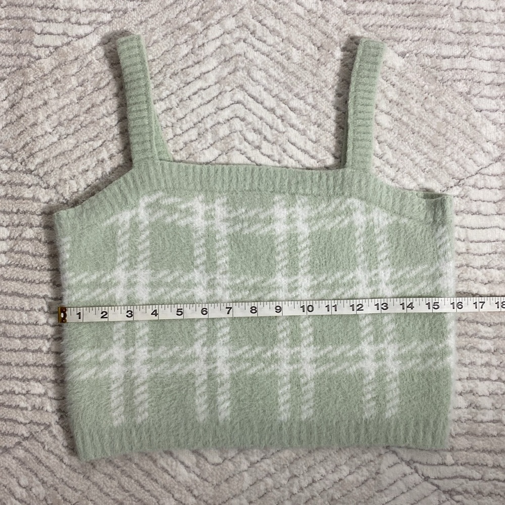 Kendall & Kylie Sage Green Plaid Knit Cami Top | Cropped | Size L NWOT - Picture 7 of 11